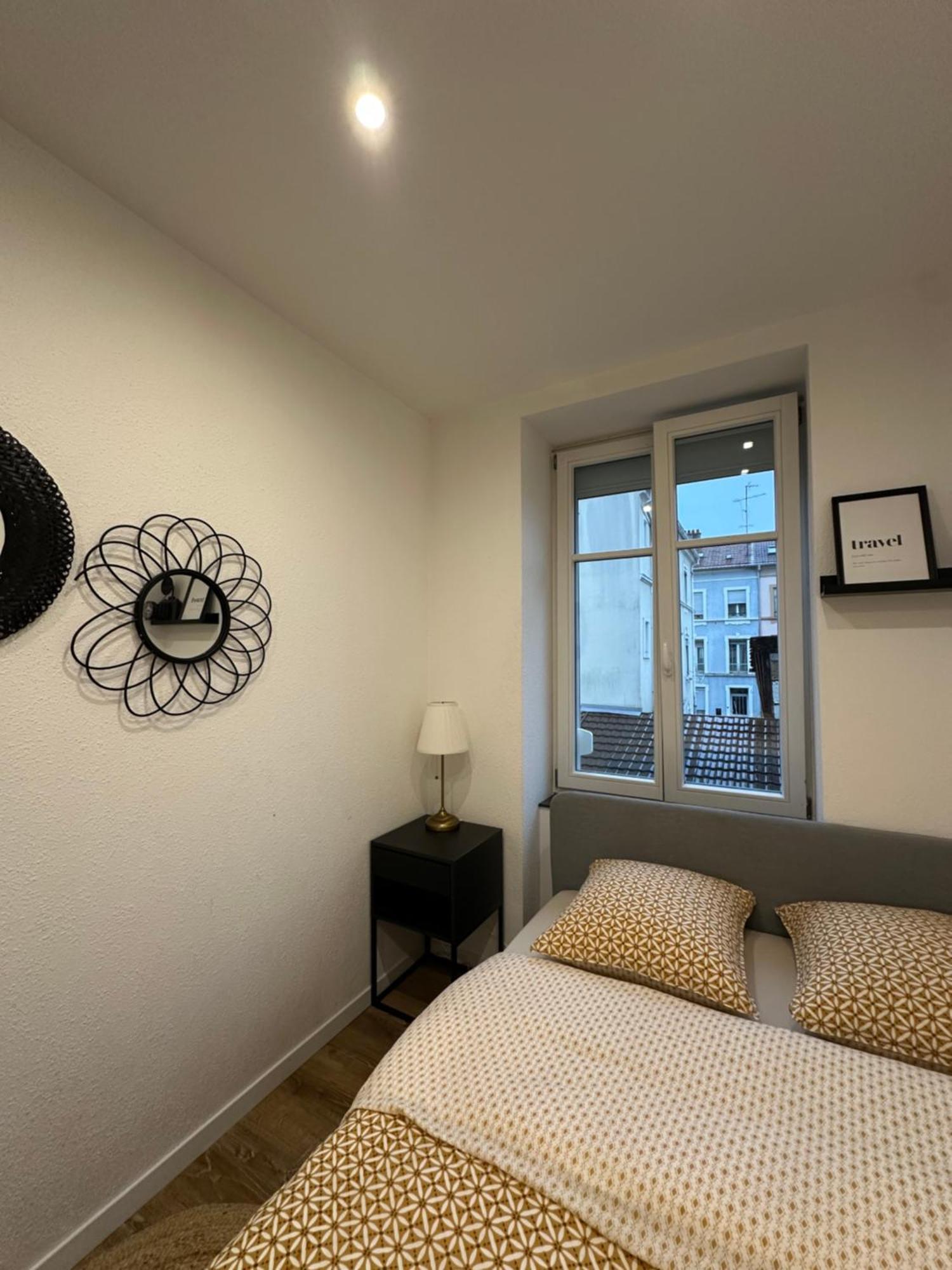 Appartement #2 Très Beau T3 1er étage Confort, Neuf, Centre