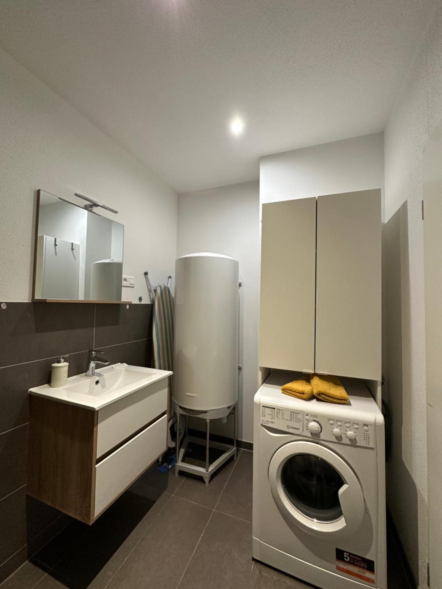 Apartment # Le 2 # Tres Beau T3 1er Etage Confort, Neuf, Centre