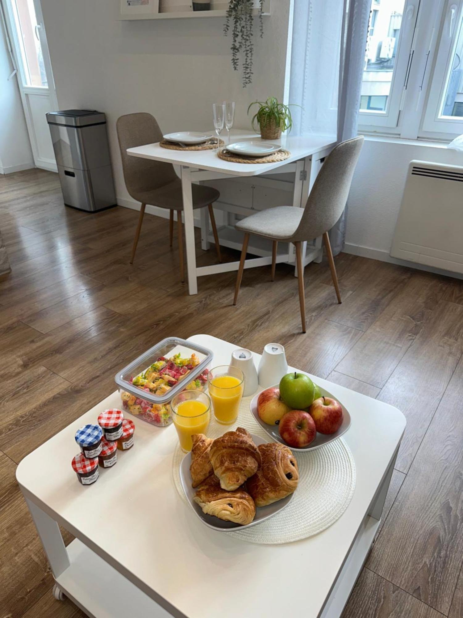 #2 Très Beau T3 1er étage Confort, Neuf, Centre Appartement *